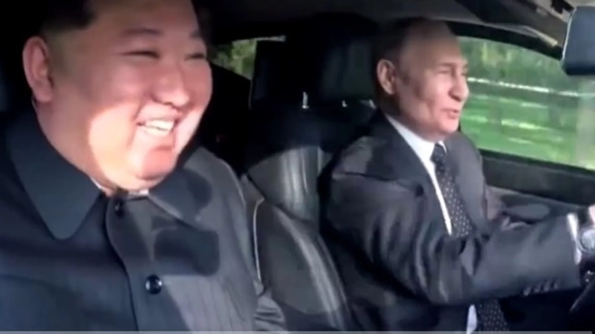 Путин, шофьорът на Ким: Повозил го с новия руски Aurus (ВИДЕО)