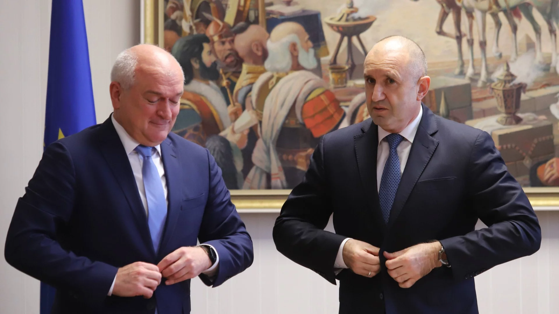 За да няма сърдити: Димитър Главчев и Румен Радев заедно на срещата на върха на НАТО