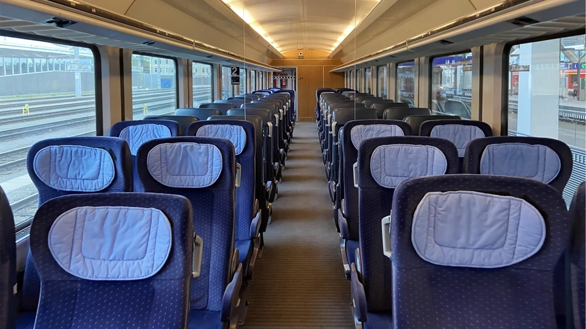 От София до Бургас: Тръгва първият влак с новите вагони