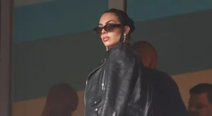 С дълбоко деколте и в подкрепа на Роналдо: Джорджина бързо привлече погледите на Европейското по футбол (СНИМКИ)