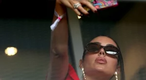 Кристиано Роналдо чупи рекорди, а Джорджина се похвали със страстна целувка от него (СНИМКИ)