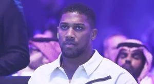 Най-мащабният проект на Антъни Джошуа, от който има спешна нужда, но никой не се нае да го направи