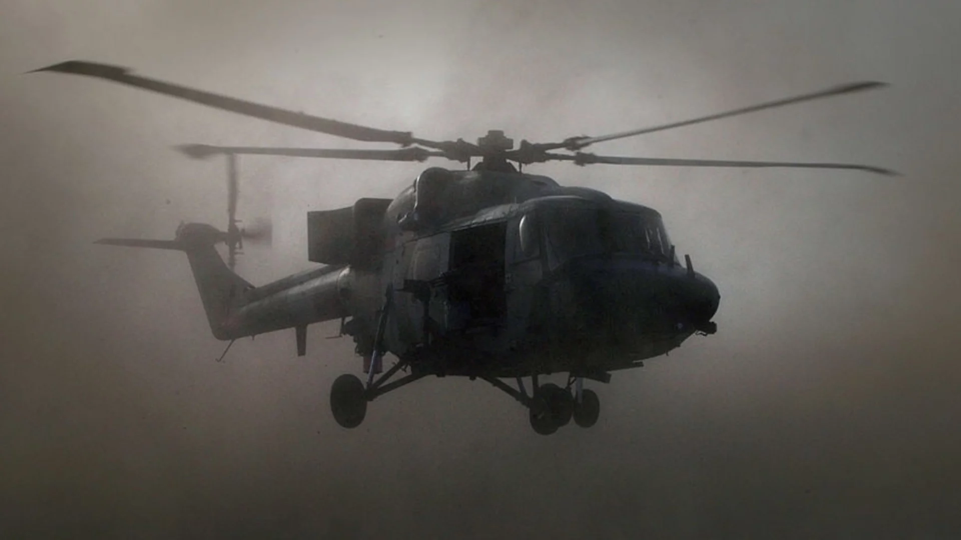 Свален от приятелски огън руски хеликоптер, руски авиобомби не спират да падат в Белгород