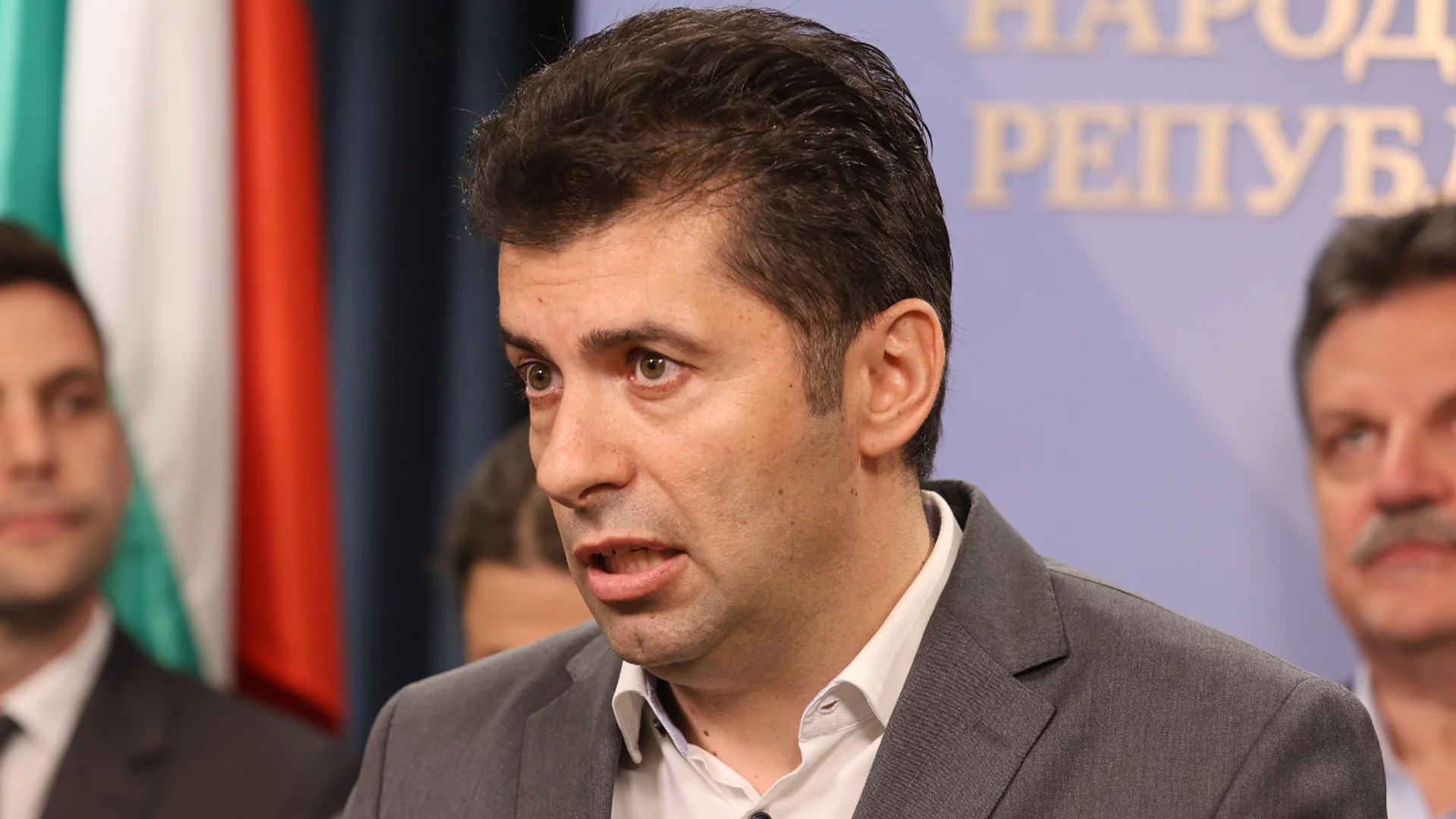 Кирил Петков обвини "Възраждане" във фалшиви новини (ВИДЕО)
