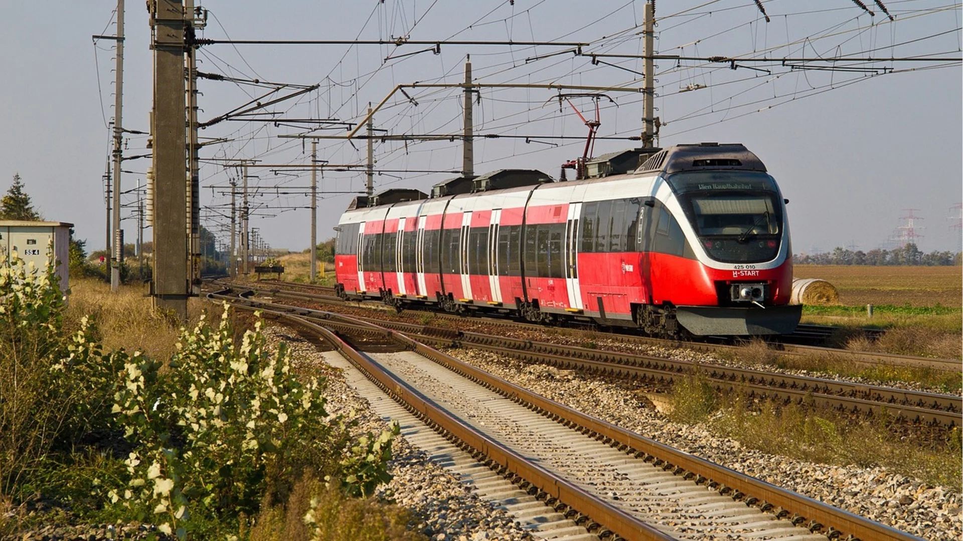 Полска компания ще доставя 35 електрически мотрисни влака за 642.5 млн. лв.