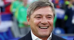 Драган Стойкович получава 7-цифрена сума, ако в Сърбия го уволнят след провала на Европейското по футбол