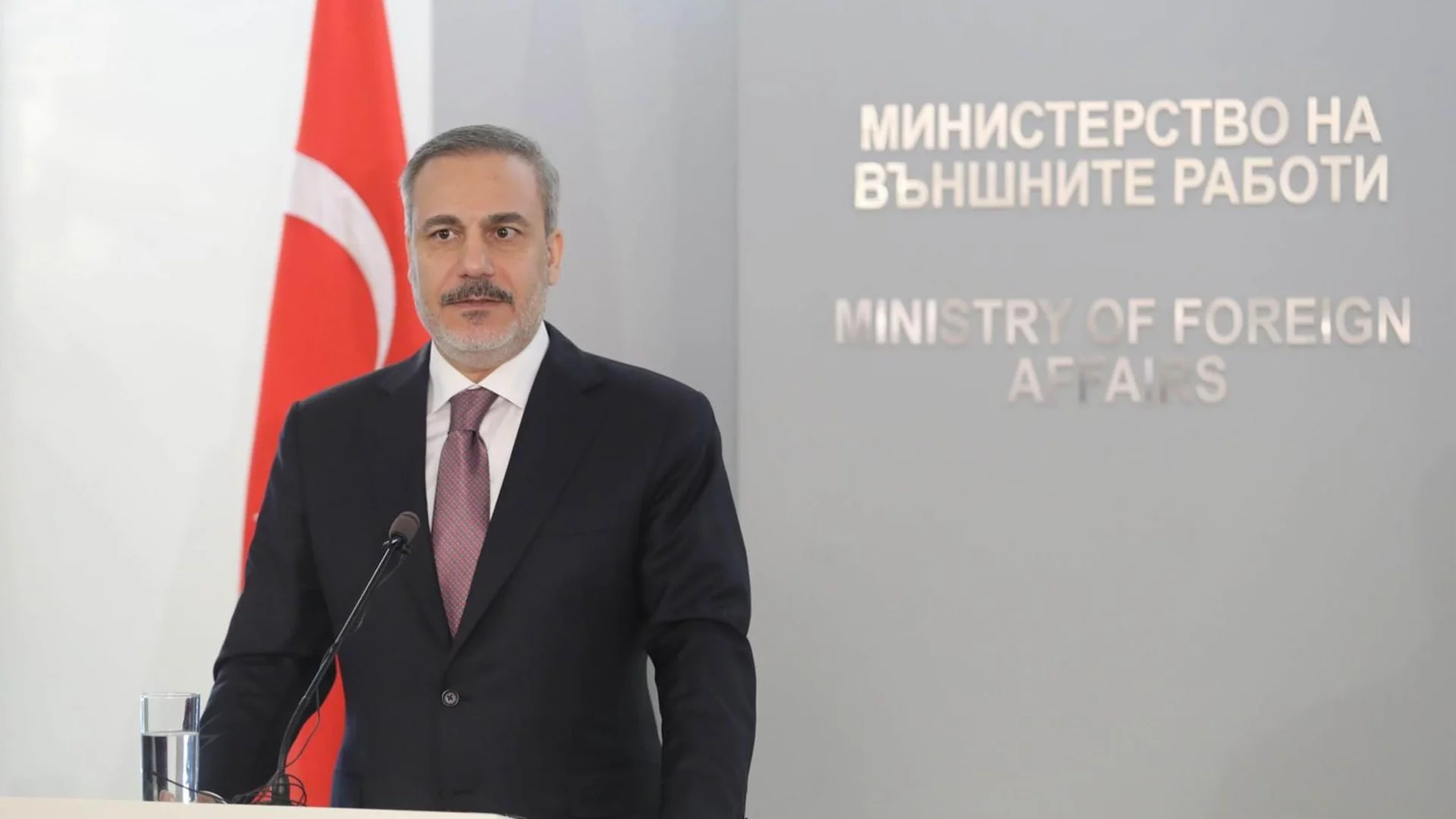 Турция: Членовете на НАТО трябва да спазват ангажимента за борба с тероризма