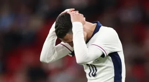 Извънредно: Фил Фодън напусна лагера на Европейското по футбол и се прибира към Англия