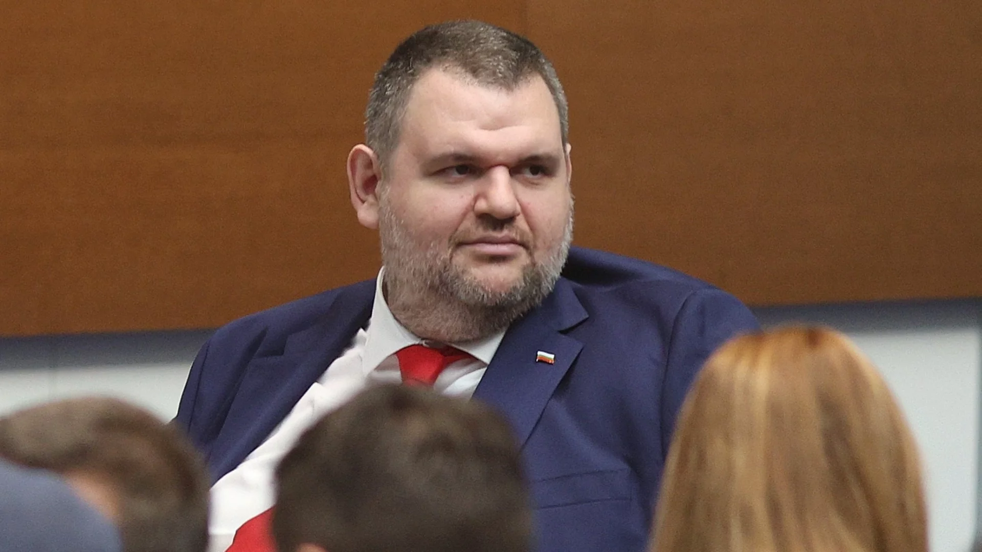 Пеевски пак нападна Радев: Не е достоен да представлява интересите на българския народ в НАТО 