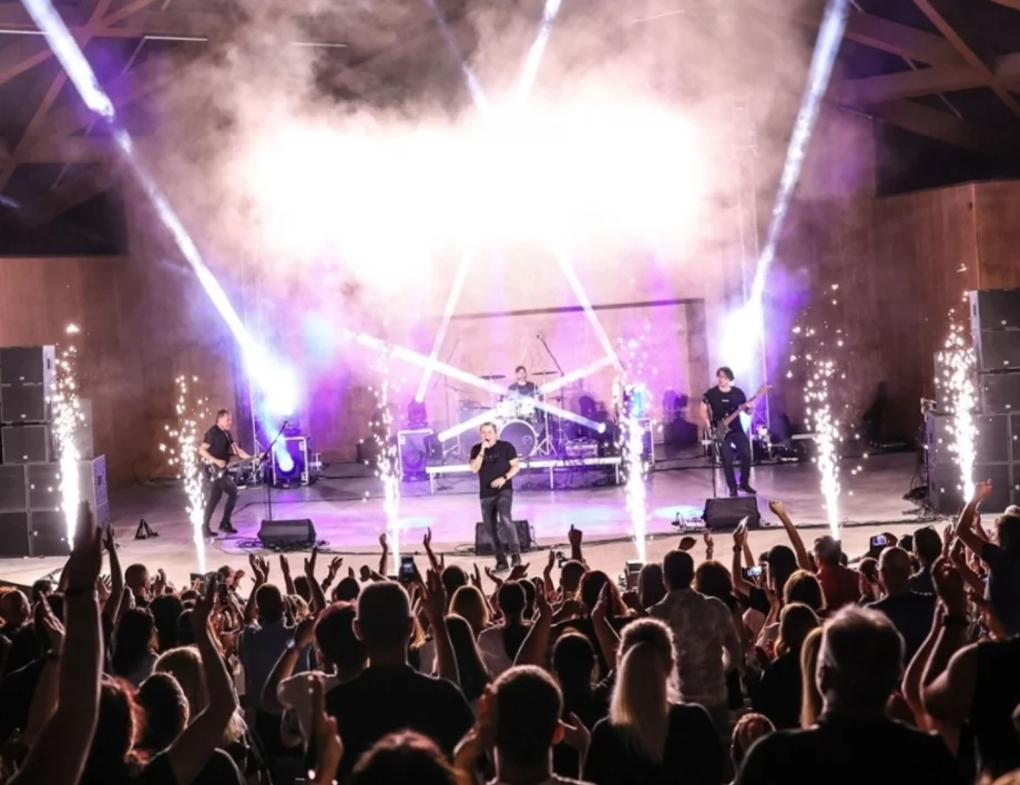 Б.Т.Р. стартира ударно турнето си в страната с концерт в Стара Загора (СНИМКИ)