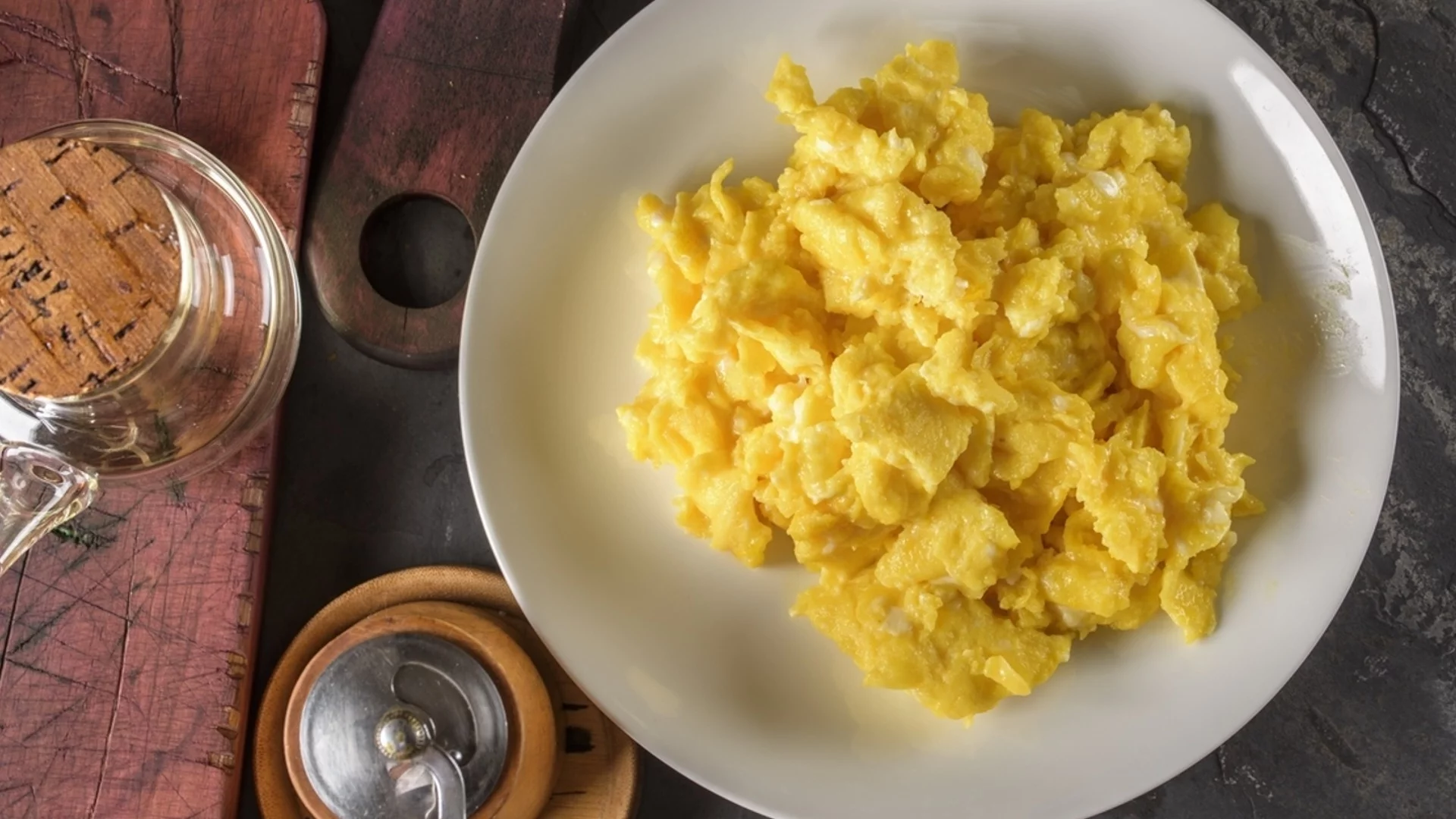 Полезно ли е да се ядат яйца в жегата?