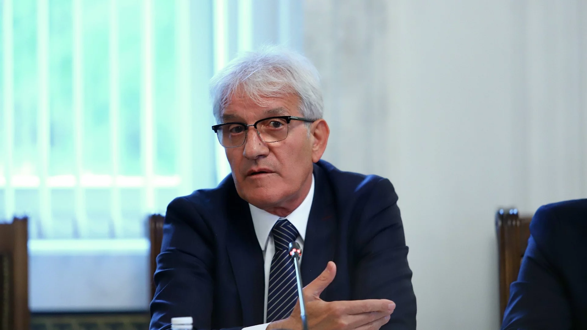 ДПС Пловдив сне доверието си от Рамадан Аталай, искат и оставката му от парламента  