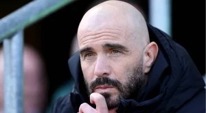 Челси дава двама играчи, за да вземе звезда на Лестър, изгряла при Енцо Мареска