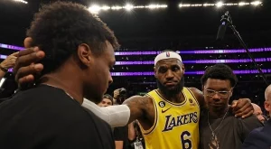 Прецедент в НБА: Леброн Джеймс ще играе заедно със сина си в Лос Анджелис Лейкърс