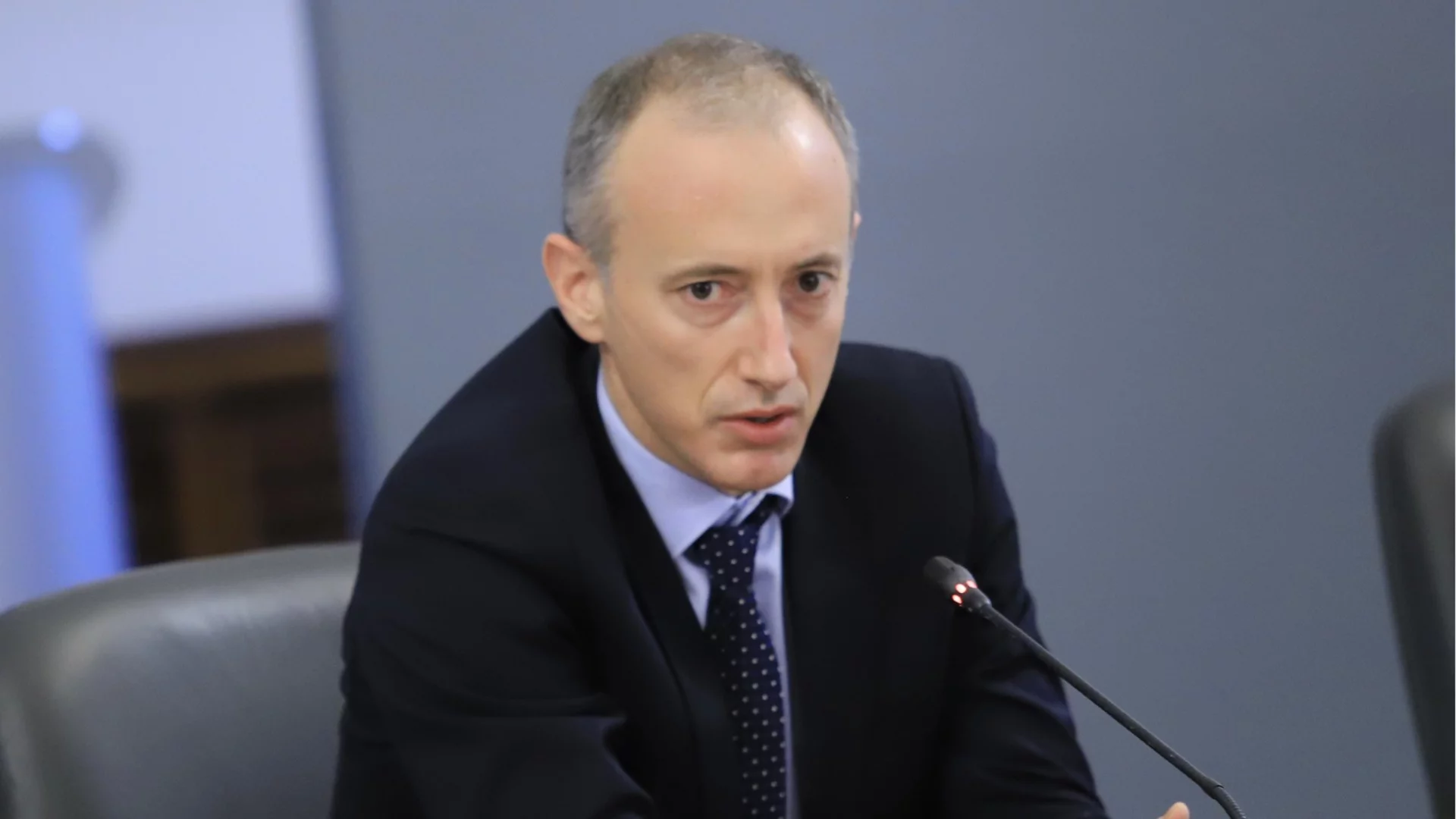 Кой е Красимир Вълчев - кандидатът на ГЕРБ за министър на образованието?