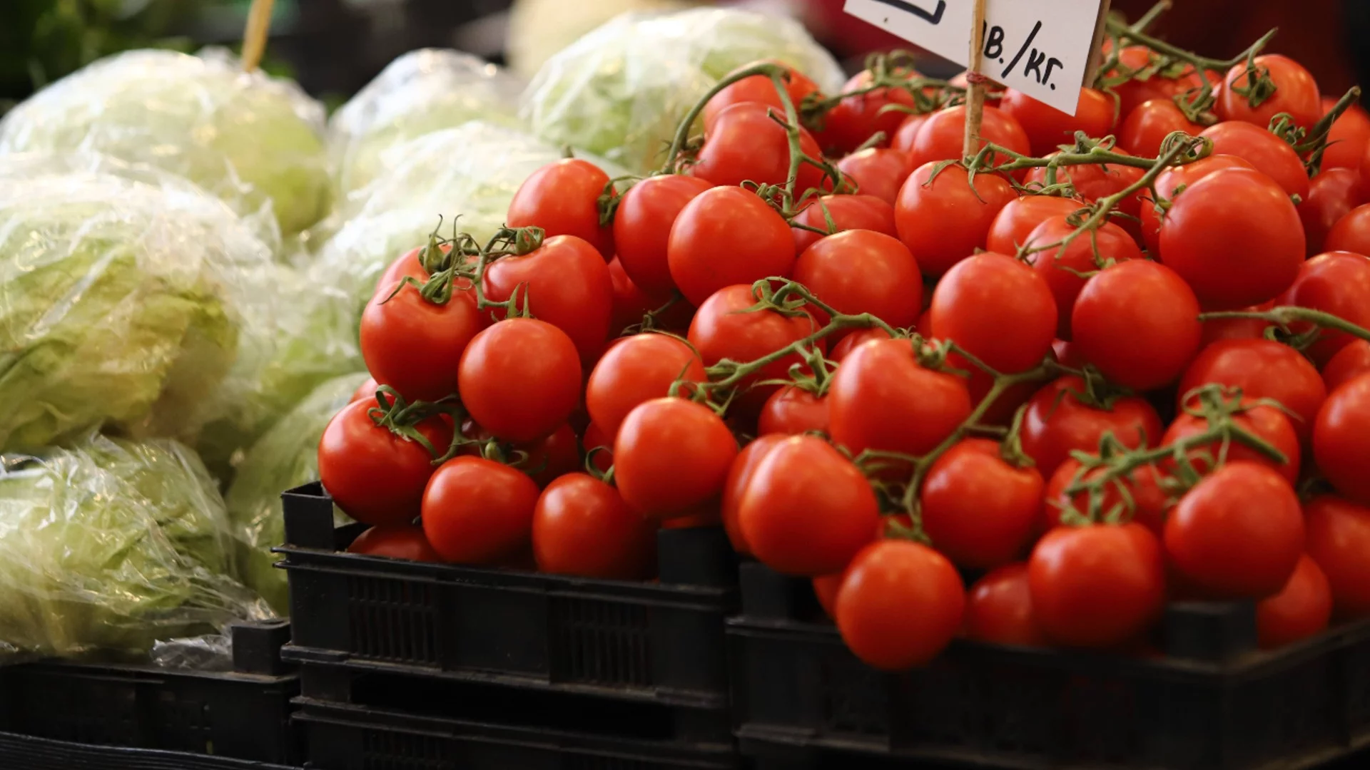 Как да разпознаем истинския червен градински домат на пазара?