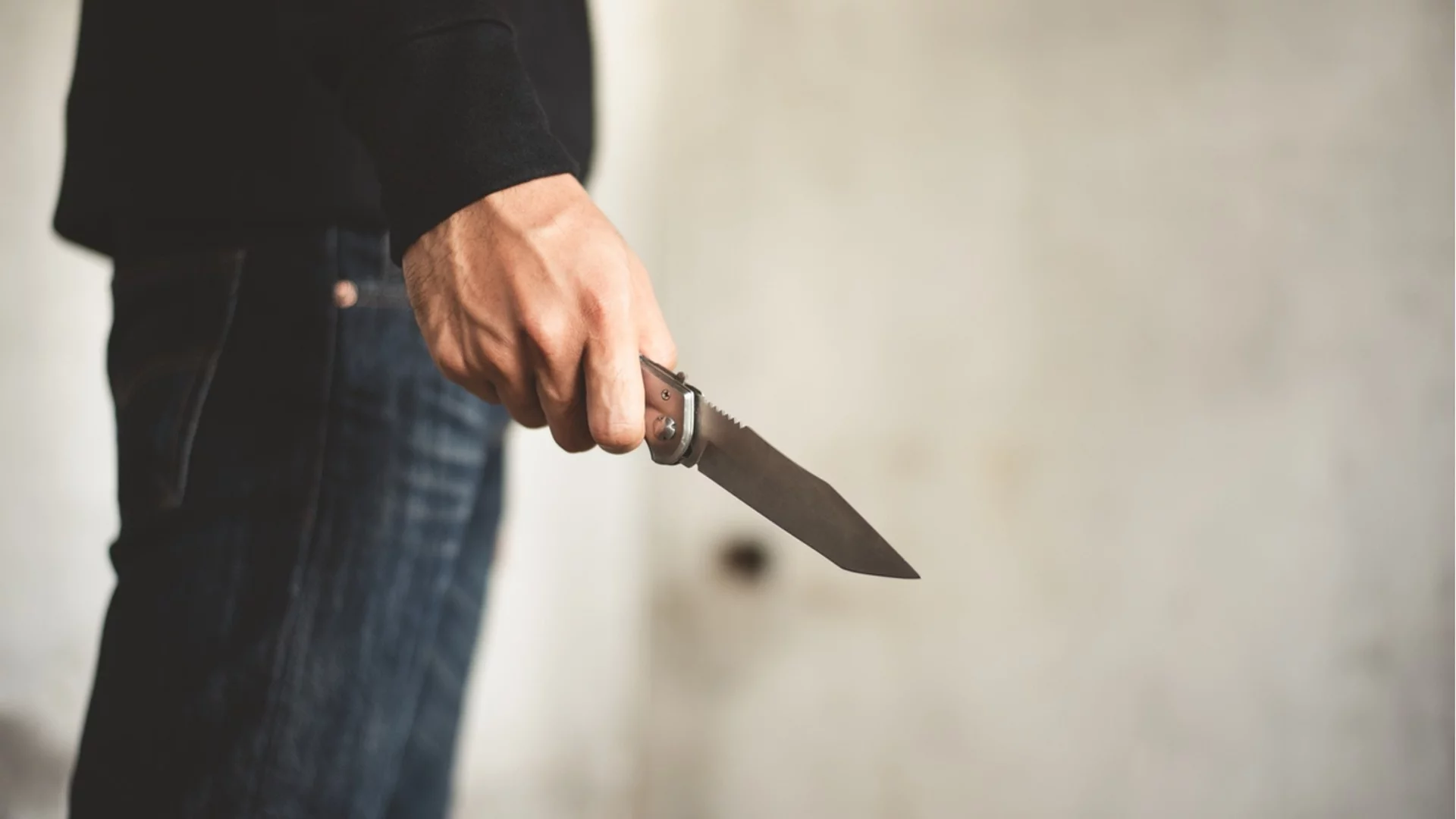 Нападение с нож в австралийски университет: Задържаха 14-годишен