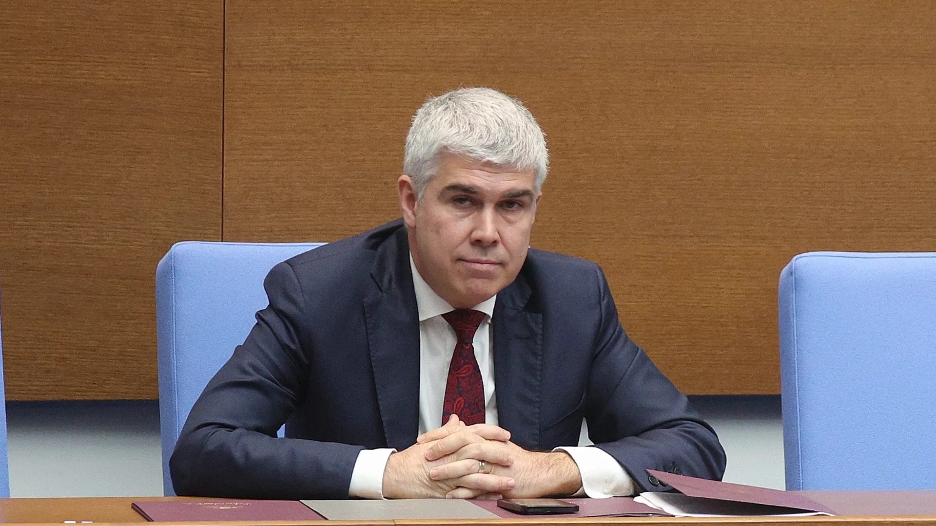Енергийният министър постави срок за газовия терминал до Александруполис