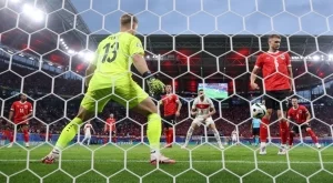 Бе грешник, но сюрпризира всички: Турция с подвиг - намери неочаквания си герой на Европейското по футбол (ВИДЕО)