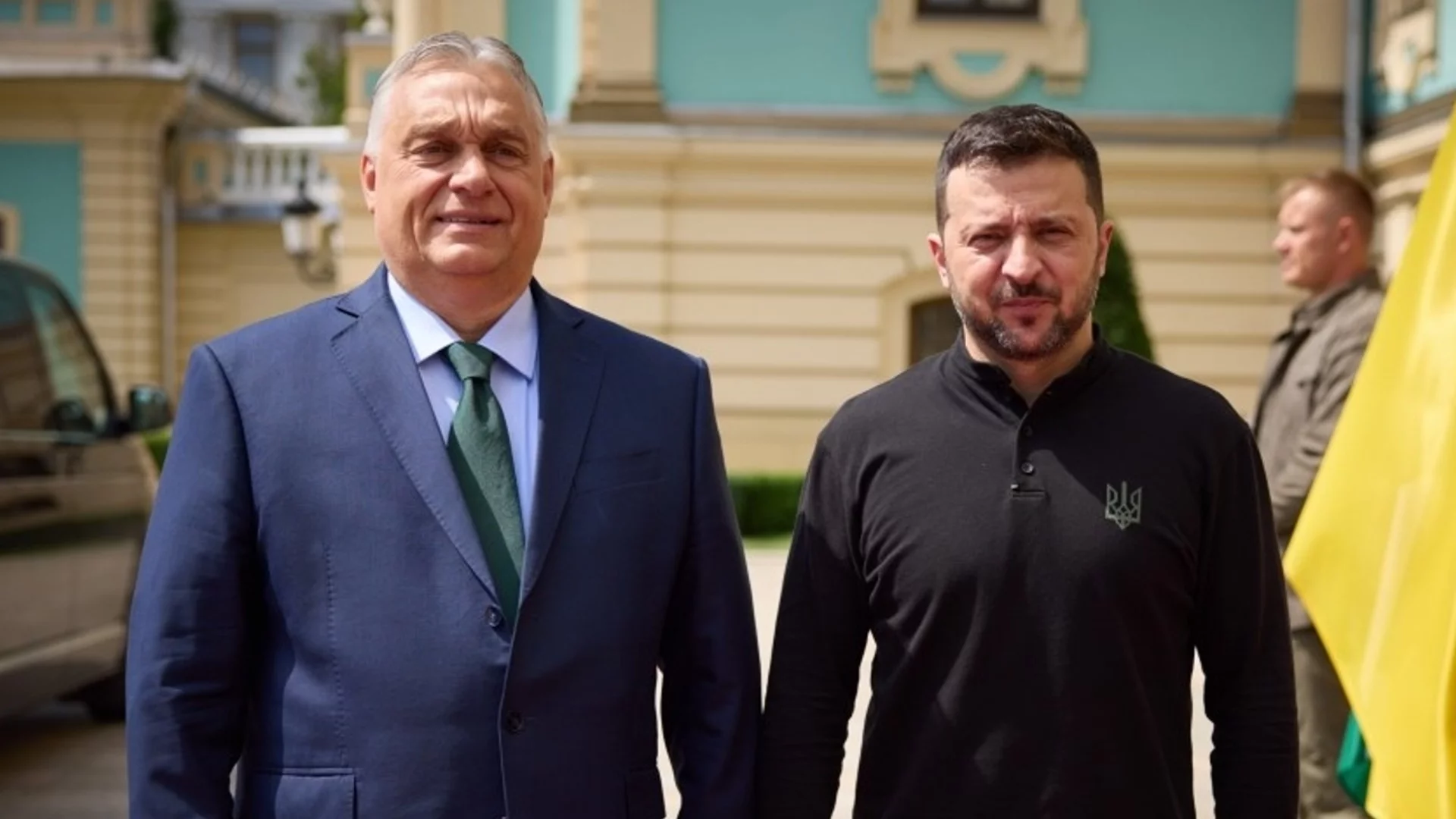 Орбан обеща на Зеленски да отвори първото украинско училище в Унгария (СНИМКИ)