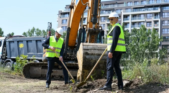 Първа копка на нова сграда, в която ще се изготвят новите български документи за самоличност (СНИМКИ)