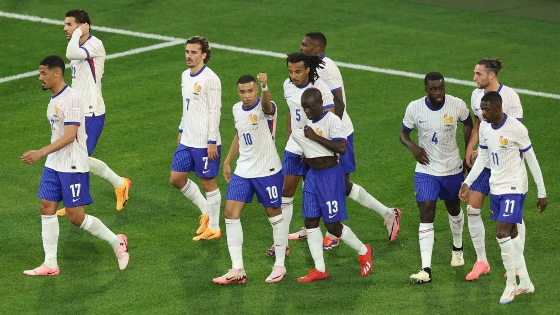 Атаката на Франция в лабиринт: "Петлите" търсят първия си гол от игра на Евро 2024