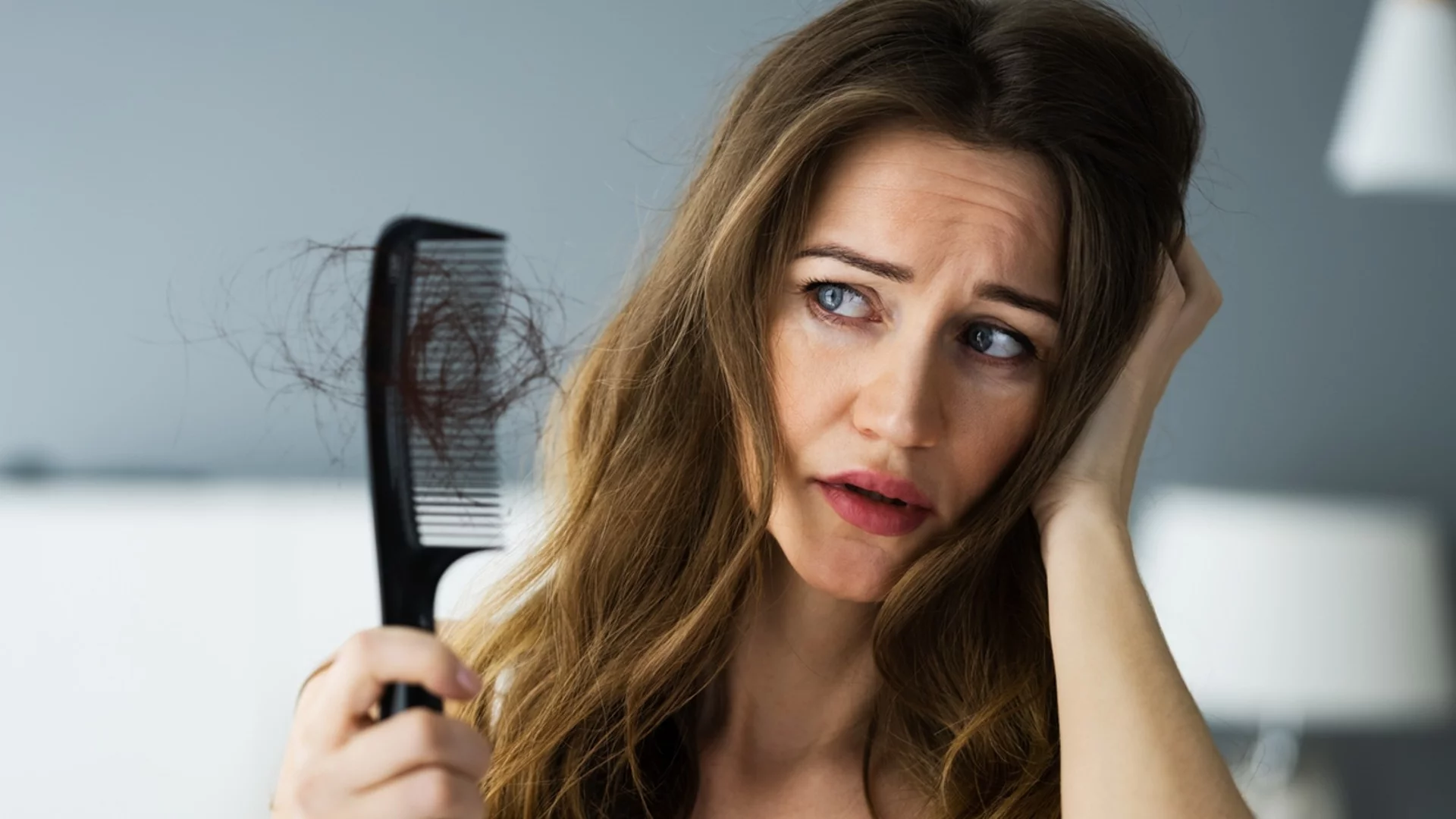 Никога не правете това: Как да избегнете оредяването на косата с напредване на възрастта