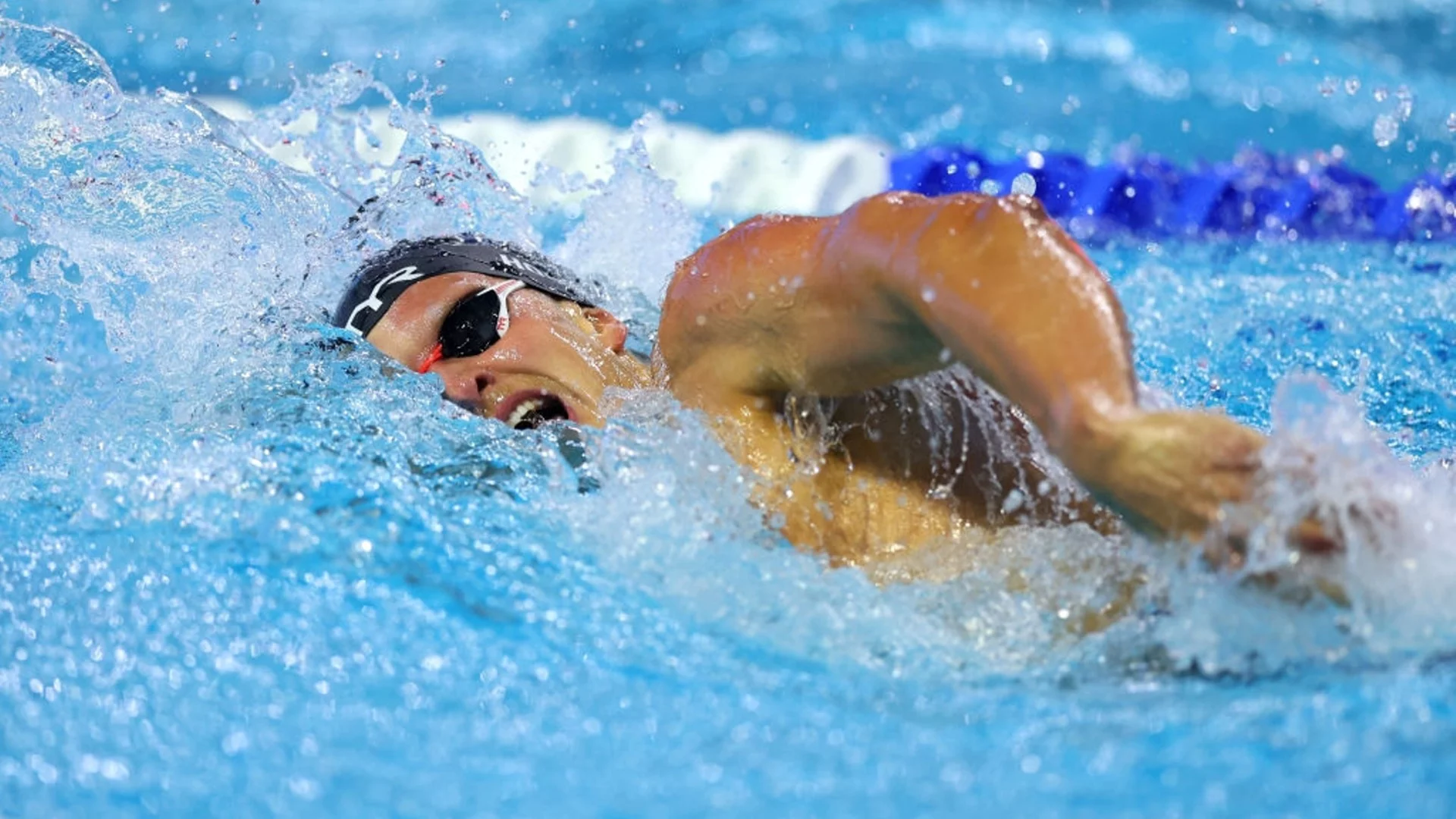 Браво! Юноша завоюва медал за България от Европейското по плуване