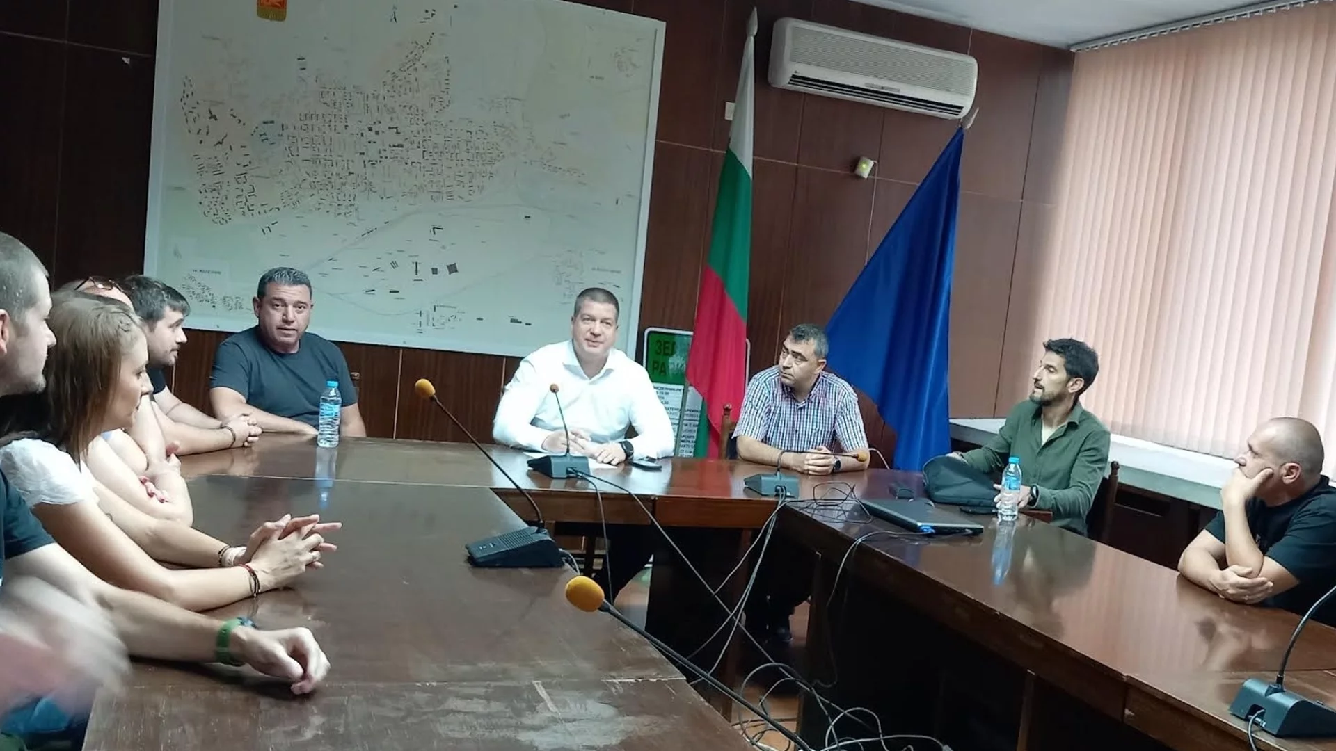 Кметът на Стара Загора се ангажира да помогне на ДЮШ "Берое"
