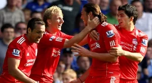 Бивш нападател на Ливърпул се напи жестоко и налита на бой (ВИДЕО)