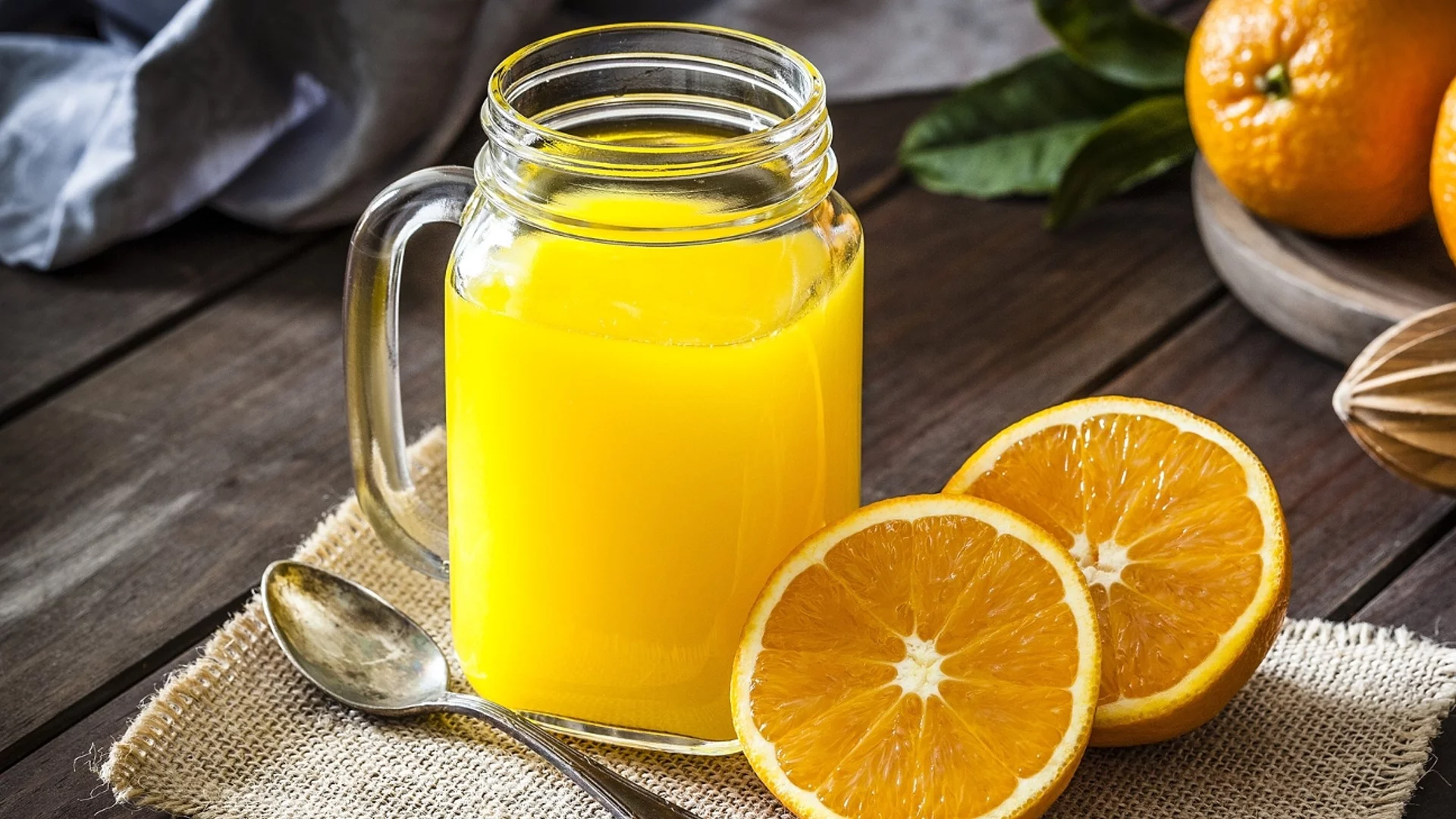 Нова технология за плодов сок го прави четири пъти по-здравословен
