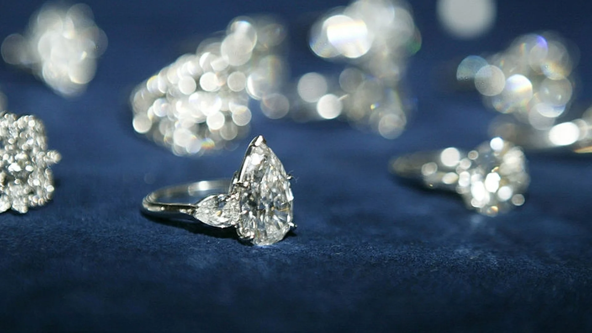 Износът на диаманти от Русия се срина