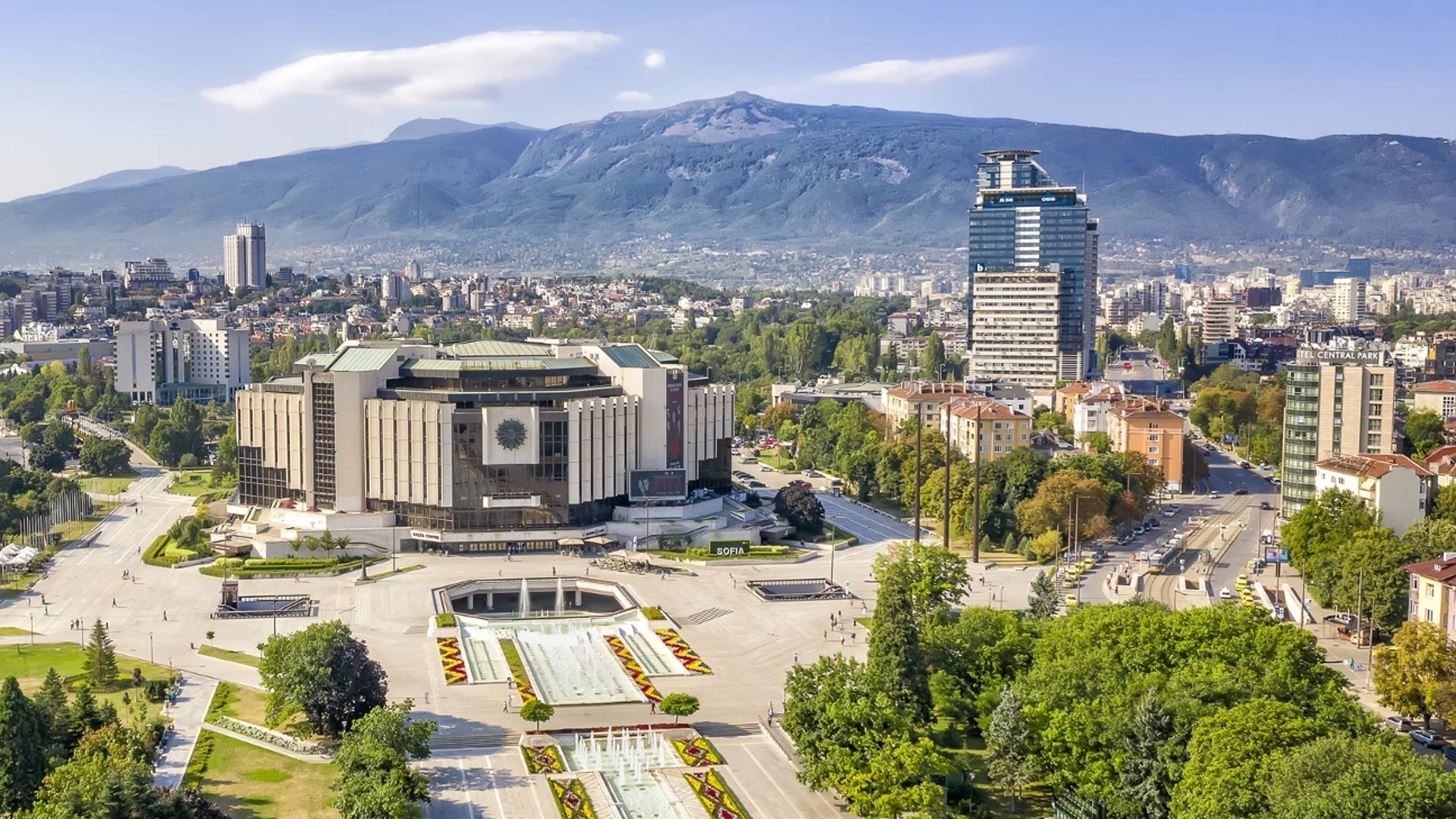 София ще увеличи туристическия данък