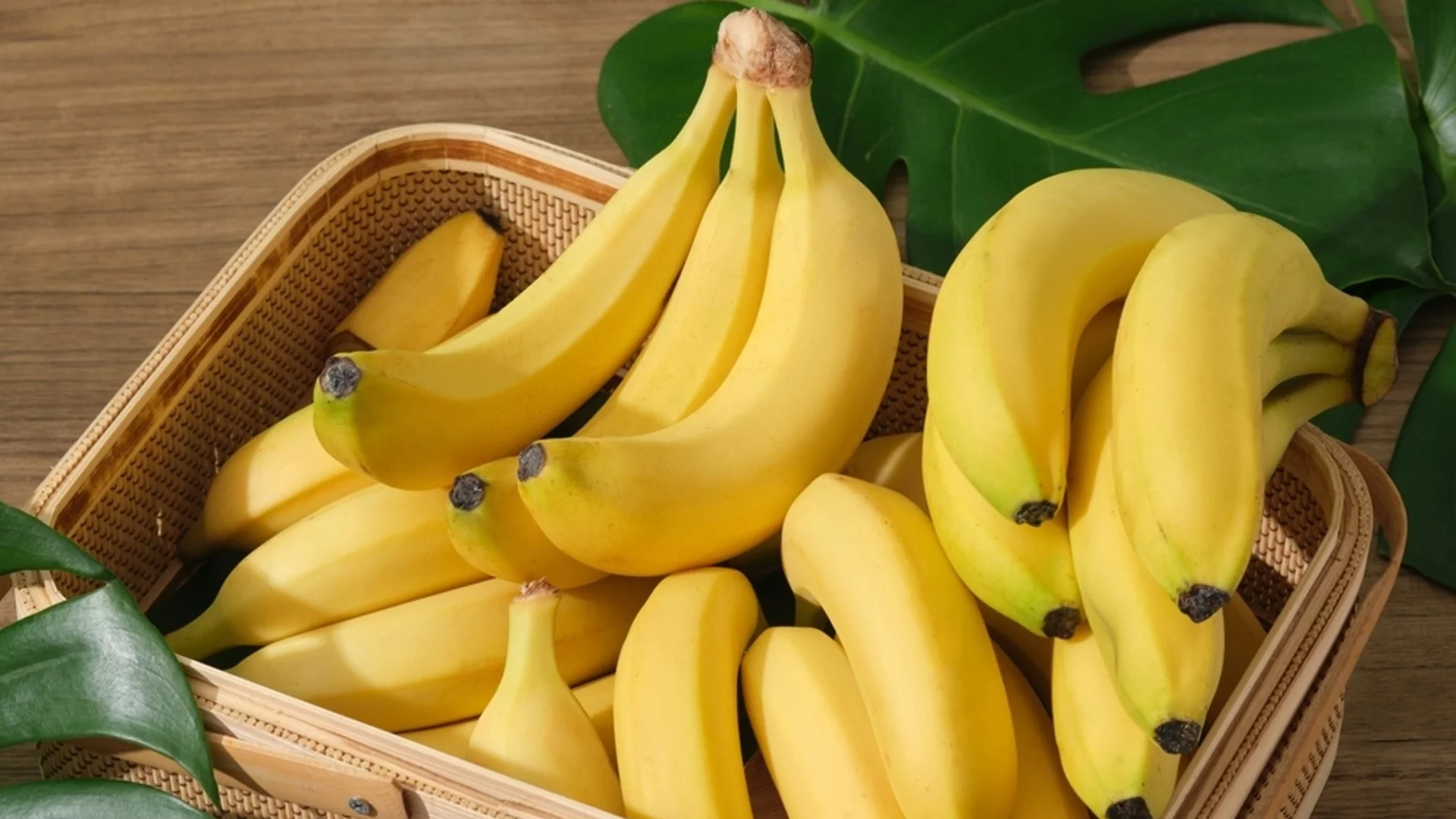 Досега сте яли бананите грешно - 7 правила, които трябва да знаете
