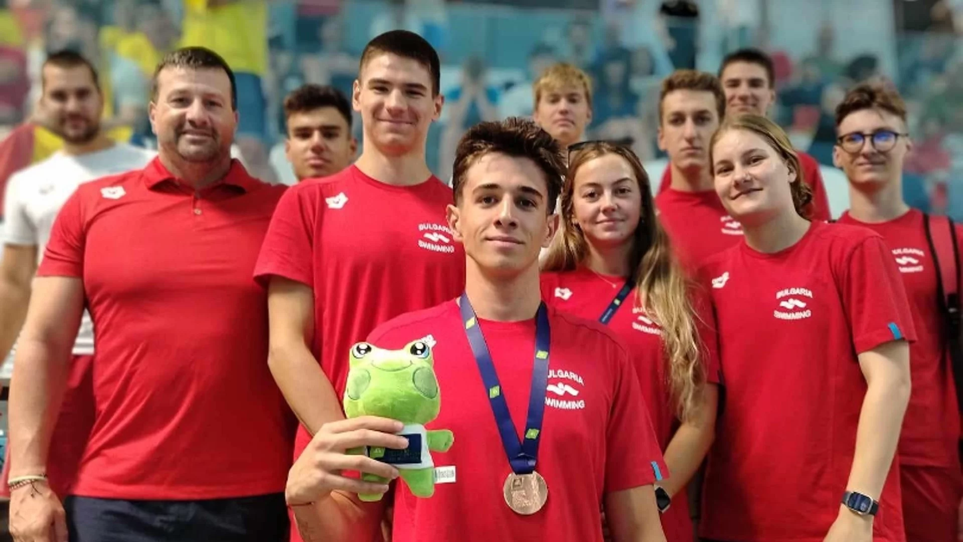 Браво! Юноша завоюва медал за България от Европейското по плуване (ВИДЕО)