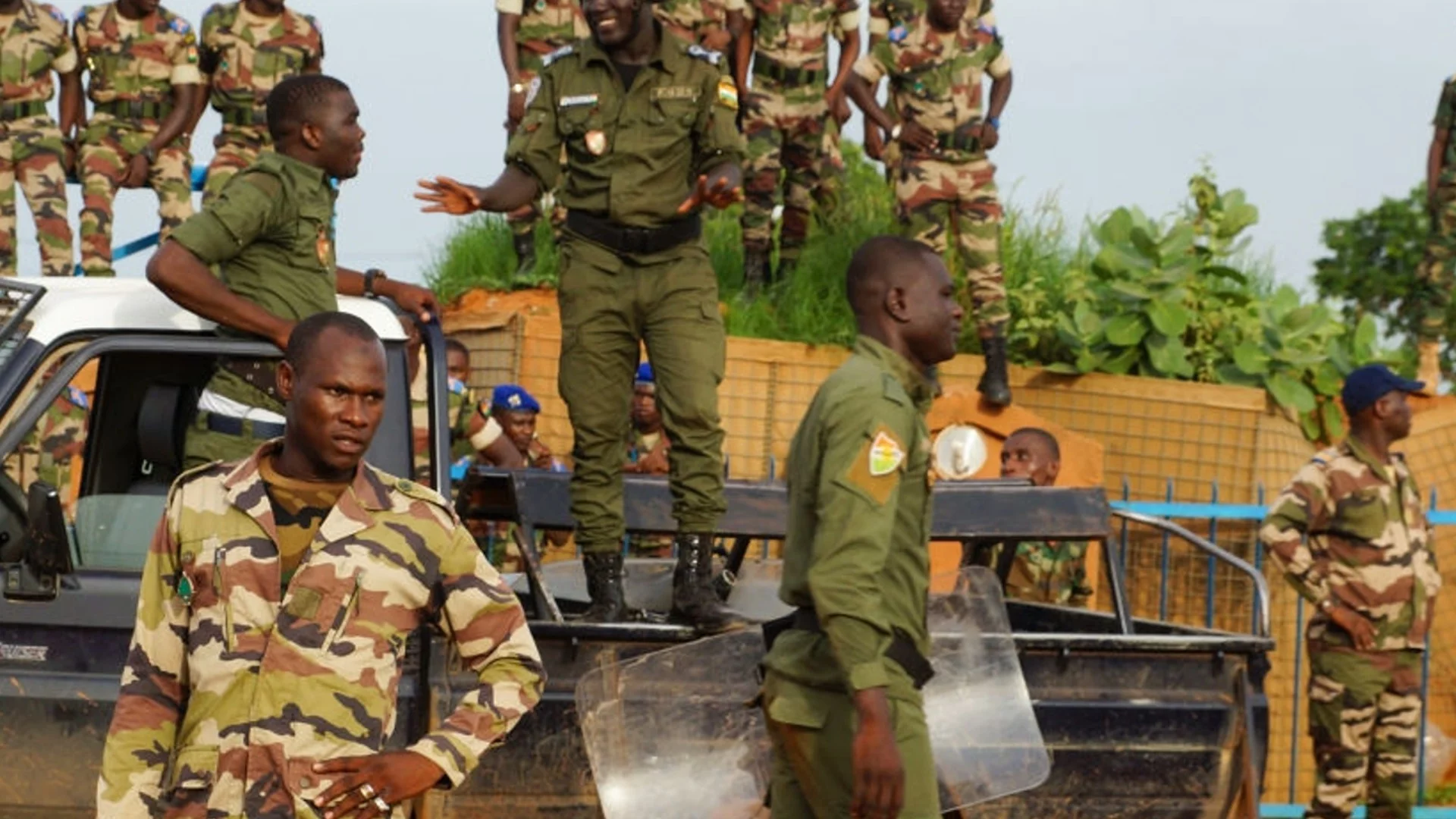 Германия се отказа от контрола си над военновъздушна база в Нигер  