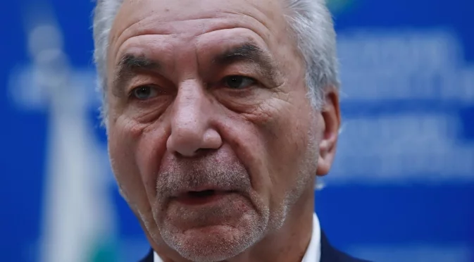 Служебен министър обвини Кирил Петков, че си е правил пиар с ББР