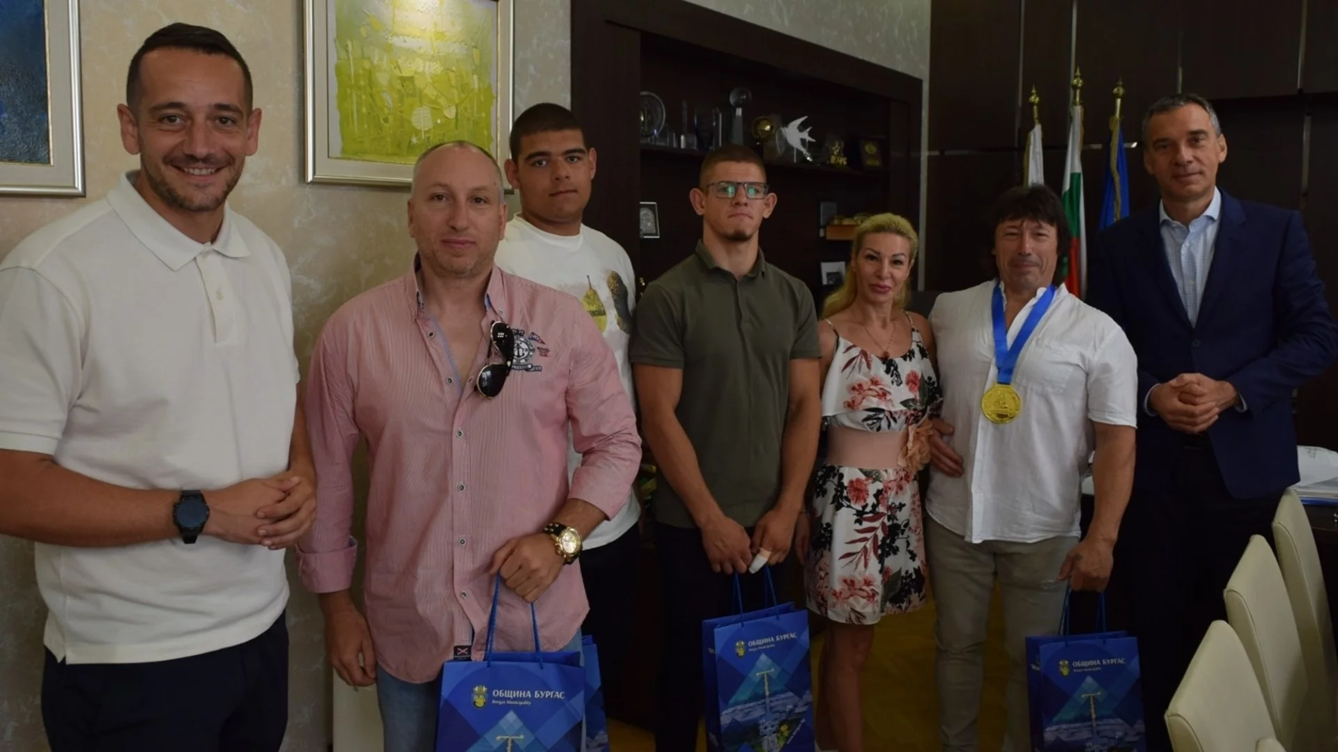 Кметът на Бургас отличи успешни местни спортисти
