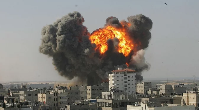 Израелски удар по училище в Газа уби най-малко 27 души, десетки са ранени