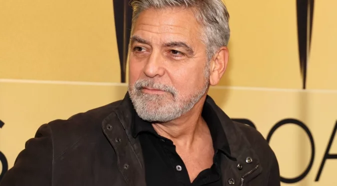 Клуни към Байдън: Обичам те, но ни трябва друг кандидат