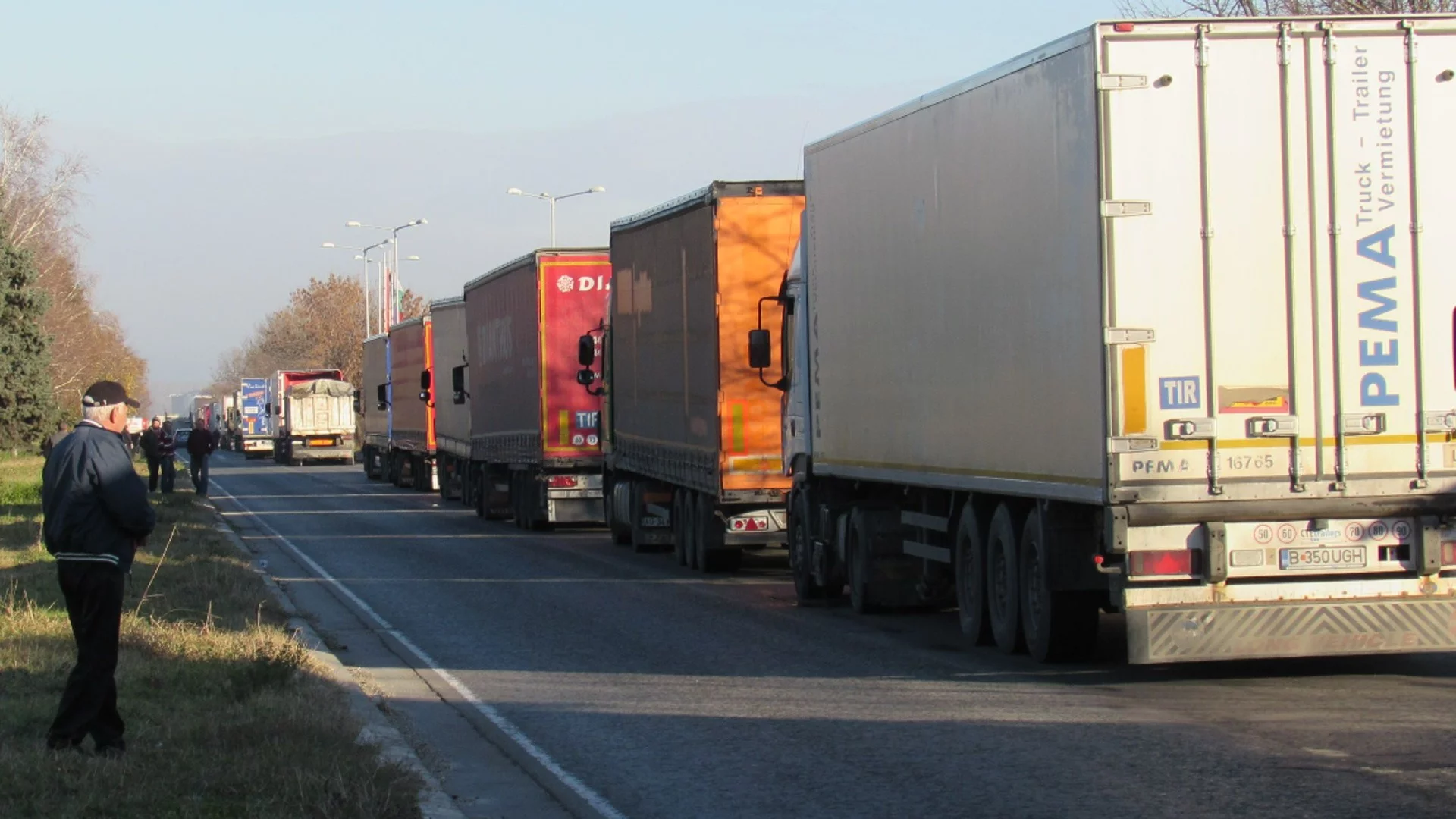 Обмислят да спират претоварените камиони още в пристанищата