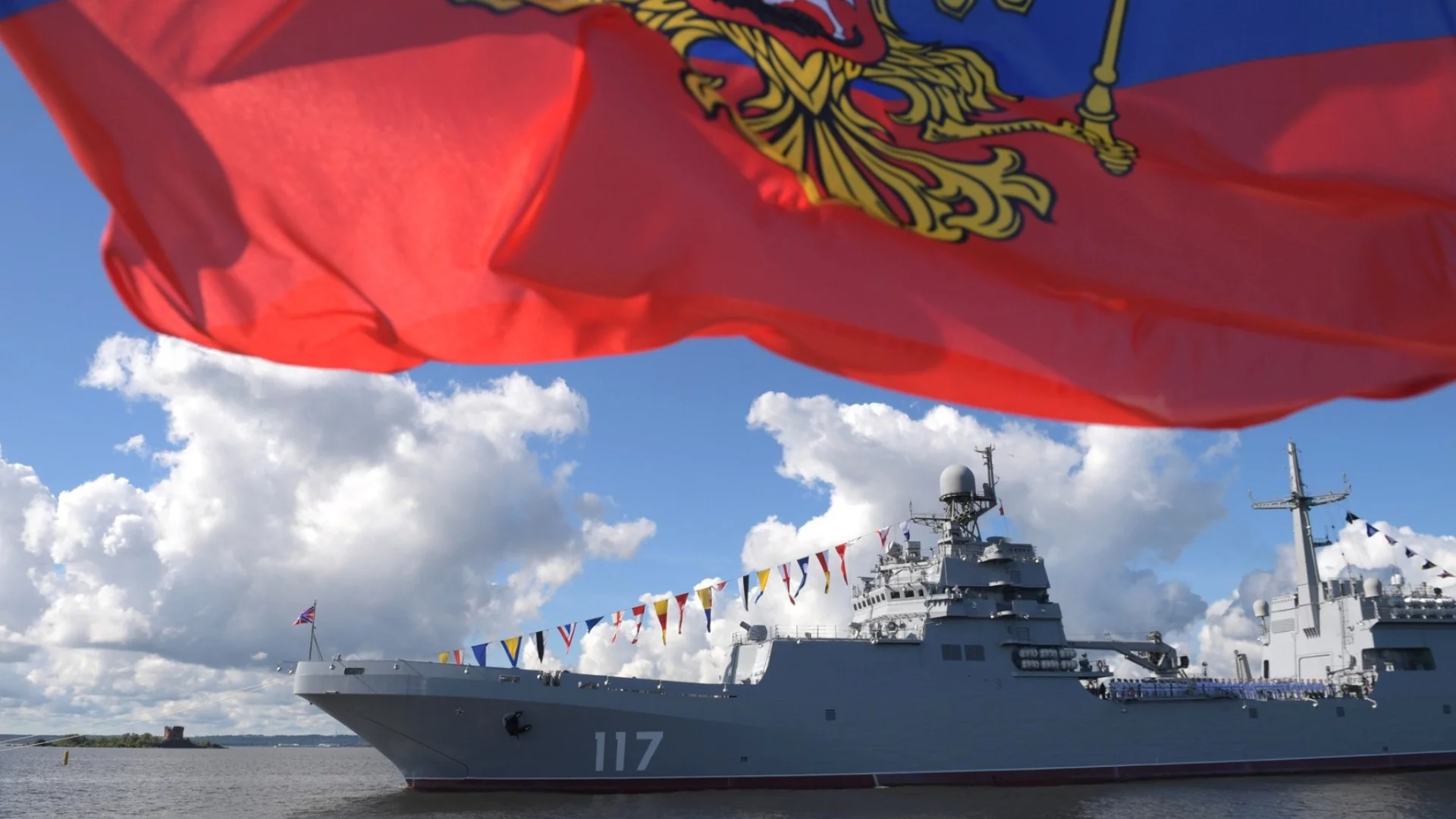 Последният руски патрулен кораб си тръгна от Крим: Украински военен говорител