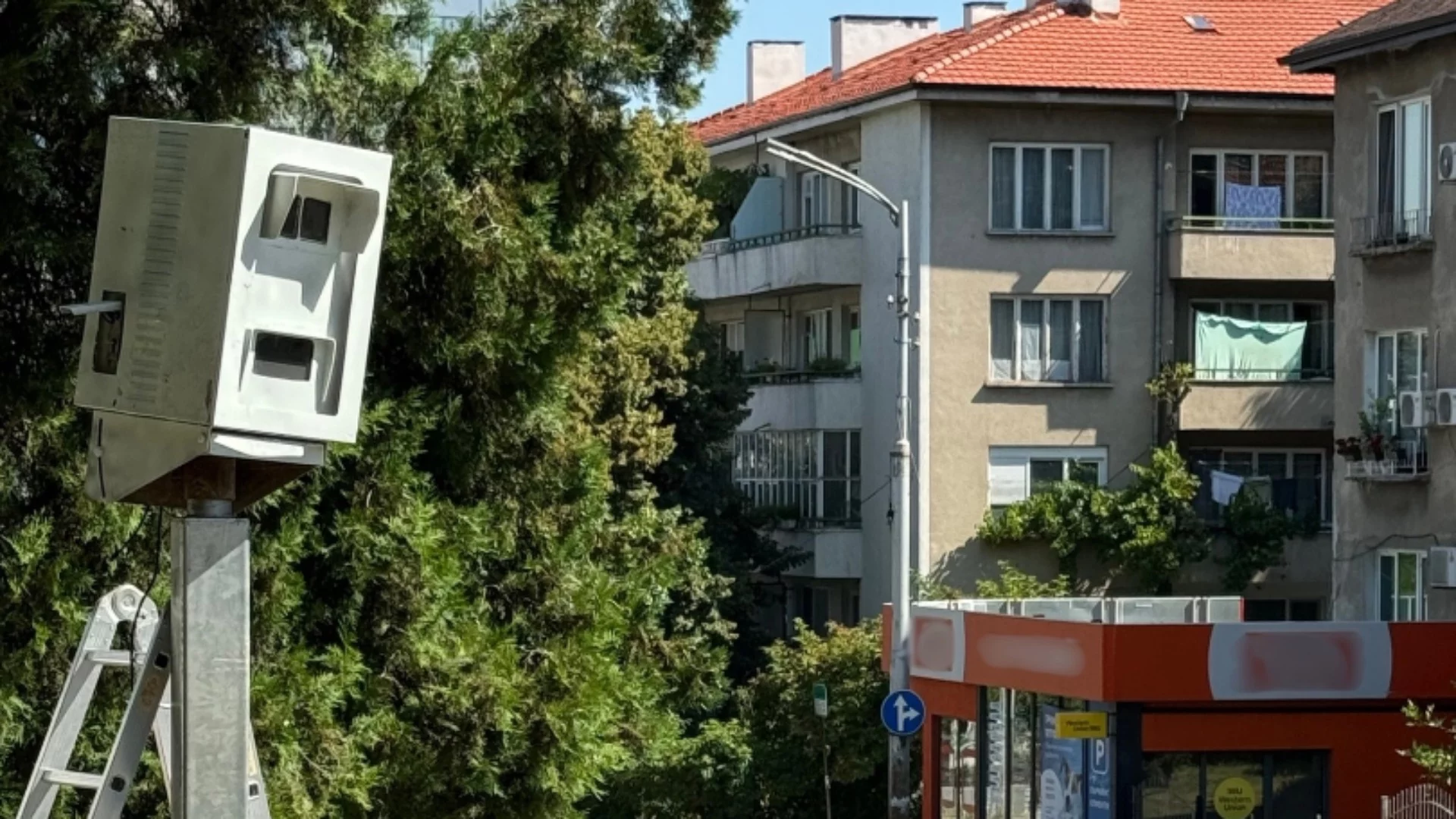 Поставена е постоянна камера за скорост на ключов булевард в София