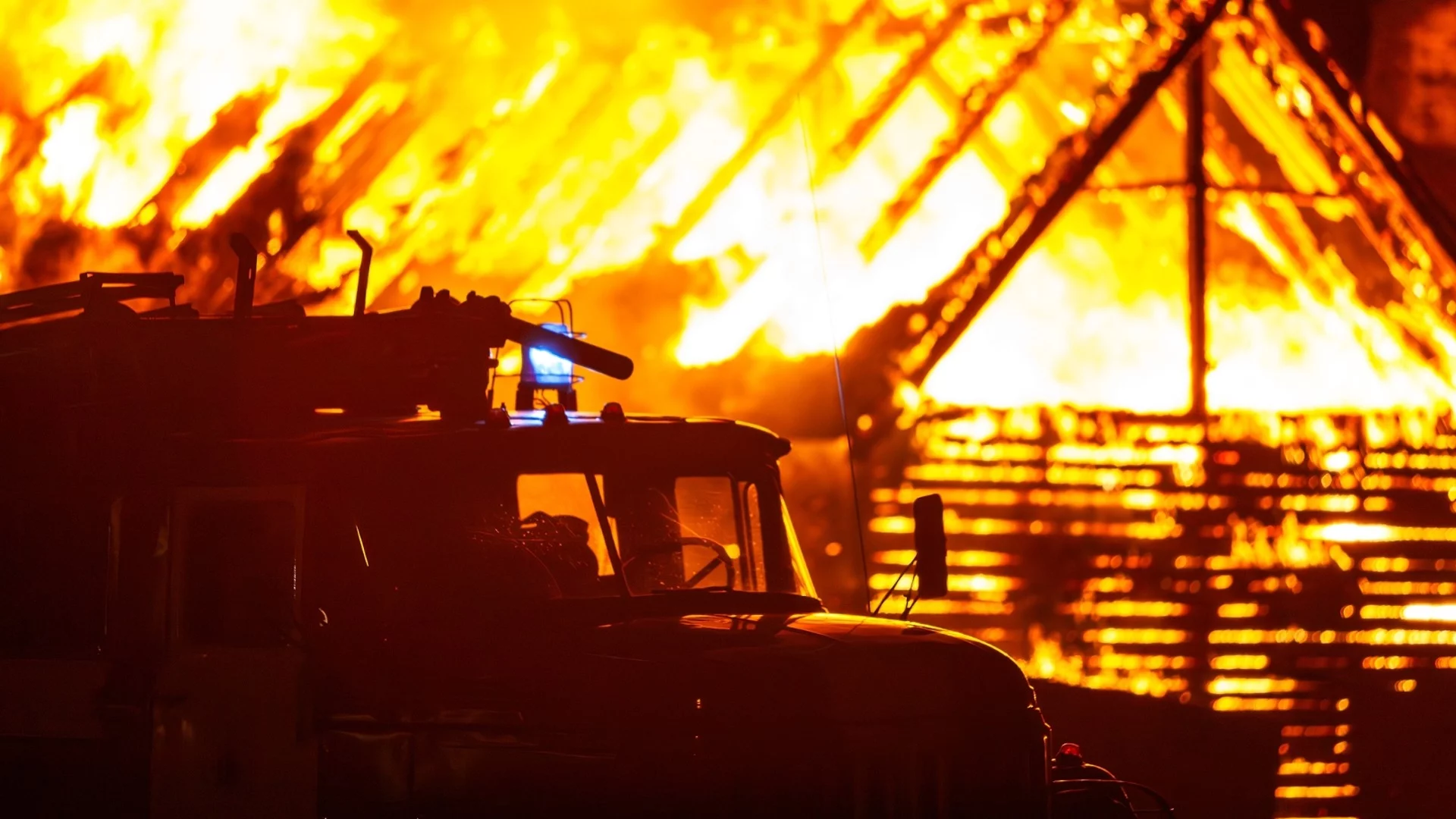 19-годишен фен на Левски е с тежки изгаряния от пожарите край Хасково (СНИМКА)