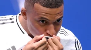 Разочарование за феновете на Мбапе в САЩ - звездата пропуска турнето там