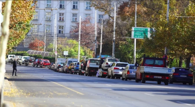 Съд: Екостикерите на автомобилите трябва да отпаднат