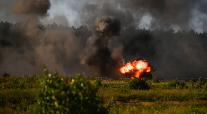 Руска ракета порази детска площадка и уби трима души в украинския град Николаев