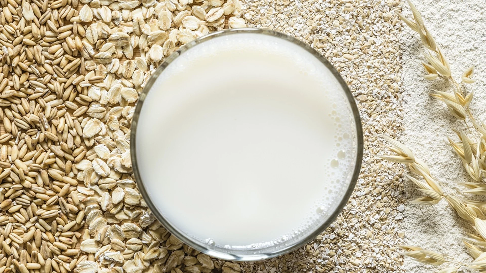 Вредно ли е наистина овесеното мляко?