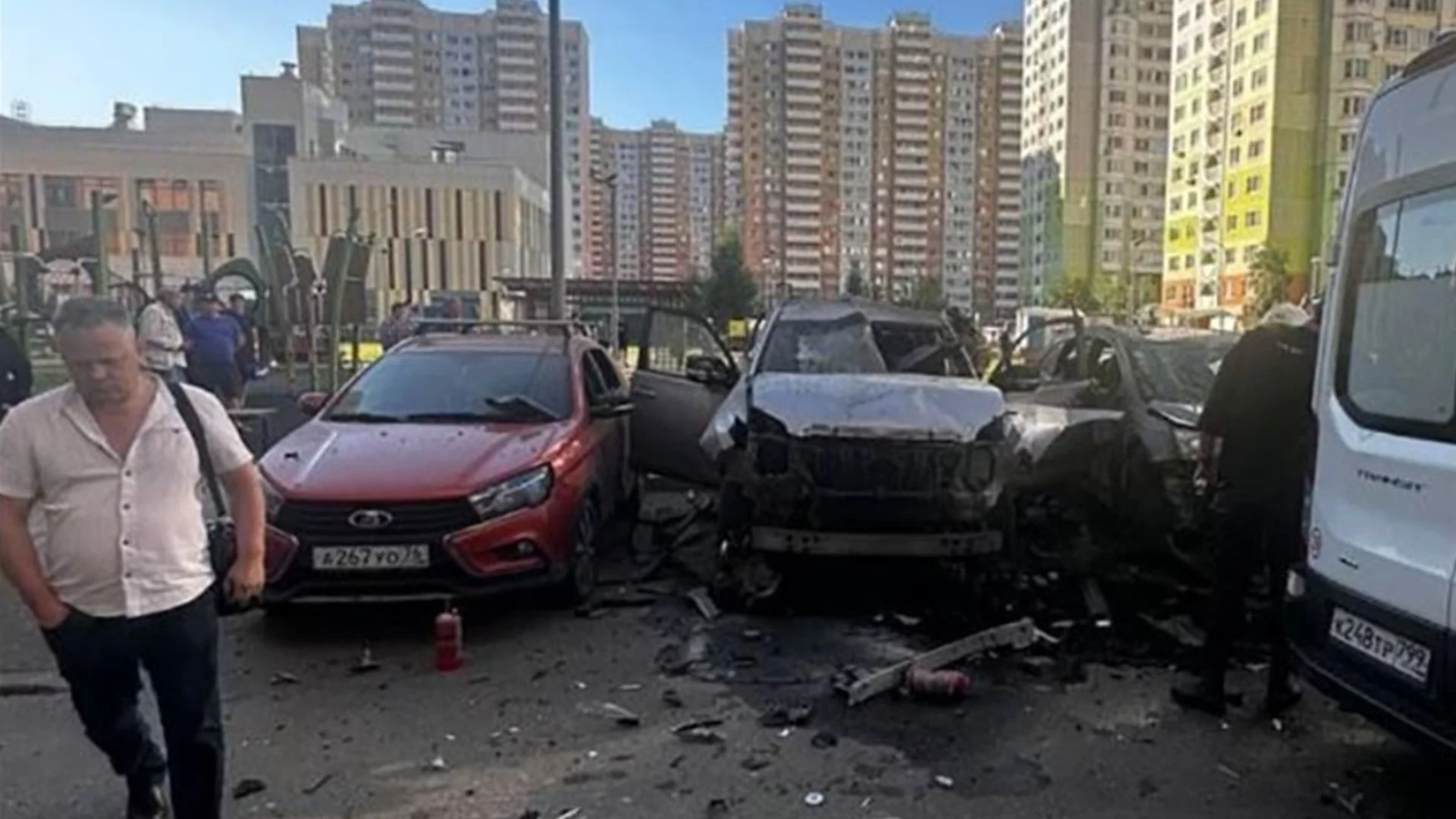 В Москва взривиха висш руски военен и съпругата му (СНИМКИ и ВИДЕО)