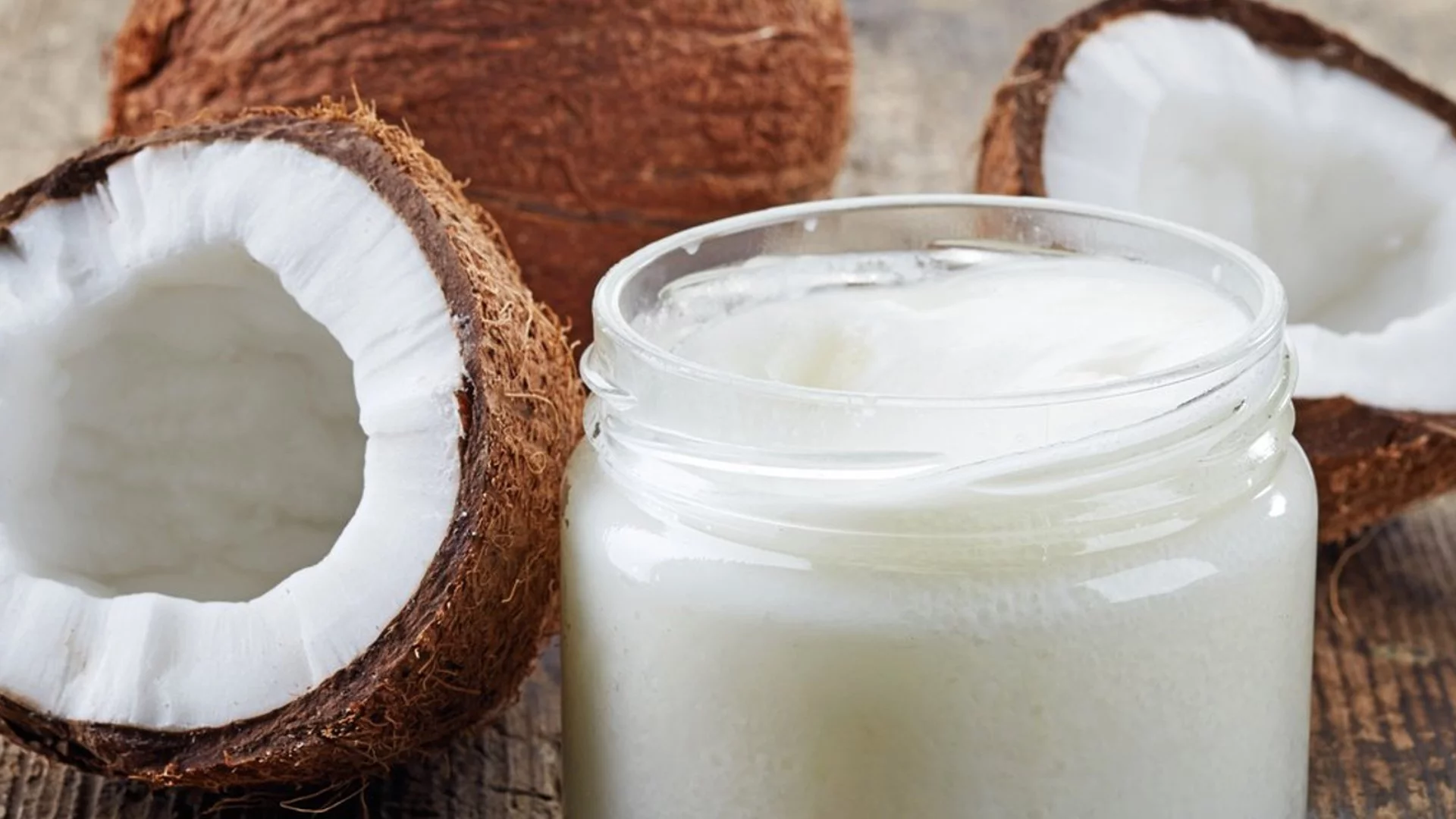 Безопасно ли е да използвате кокосово масло като лубрикант?